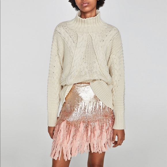 Zara Contrasting Sequin Mini Skirt 